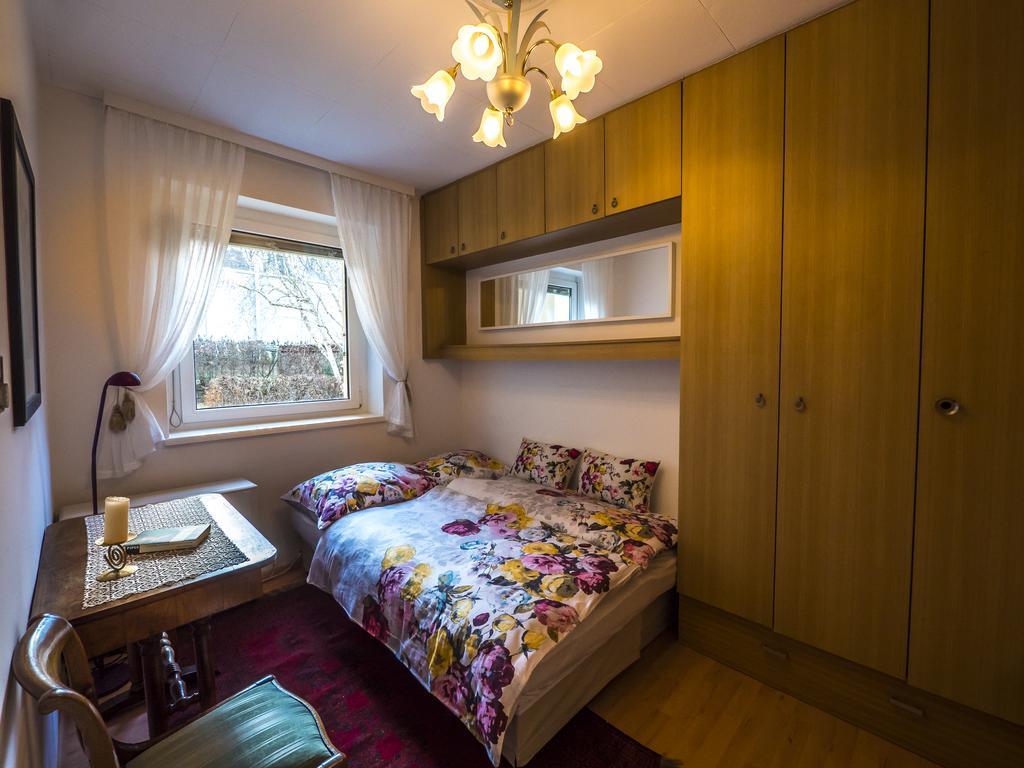 Apartment "Maria Theresia" Грац Екстериор снимка